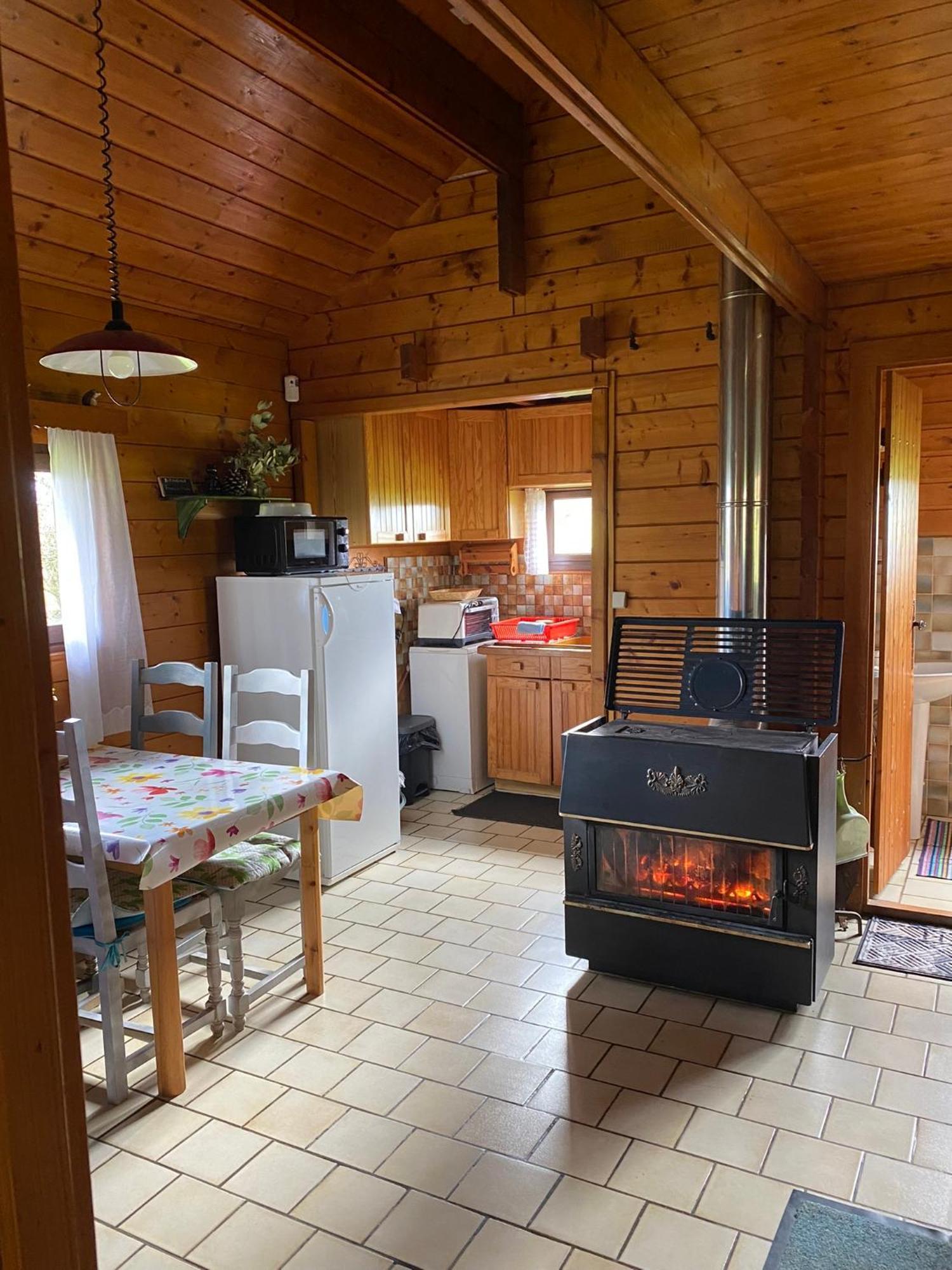 Maison 2 Chambres Proche Dijon Chalet Niche Dans La Nature Saint-Maurice-sur-Vingeanne المظهر الخارجي الصورة